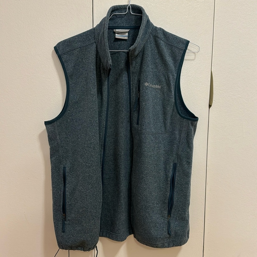 Columbus men fleece vest size medium in teal